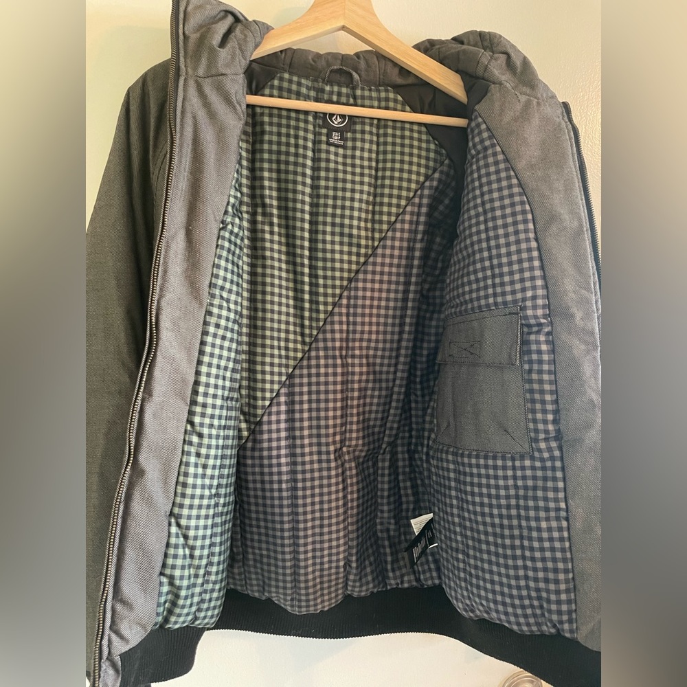 Volcom Jacket - image 3